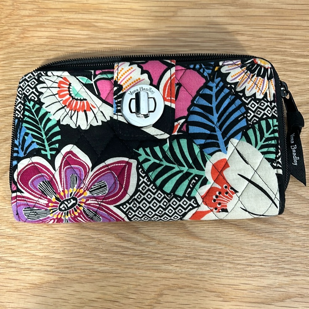 Vera Bradley All In One Wristlet Wallet Floral